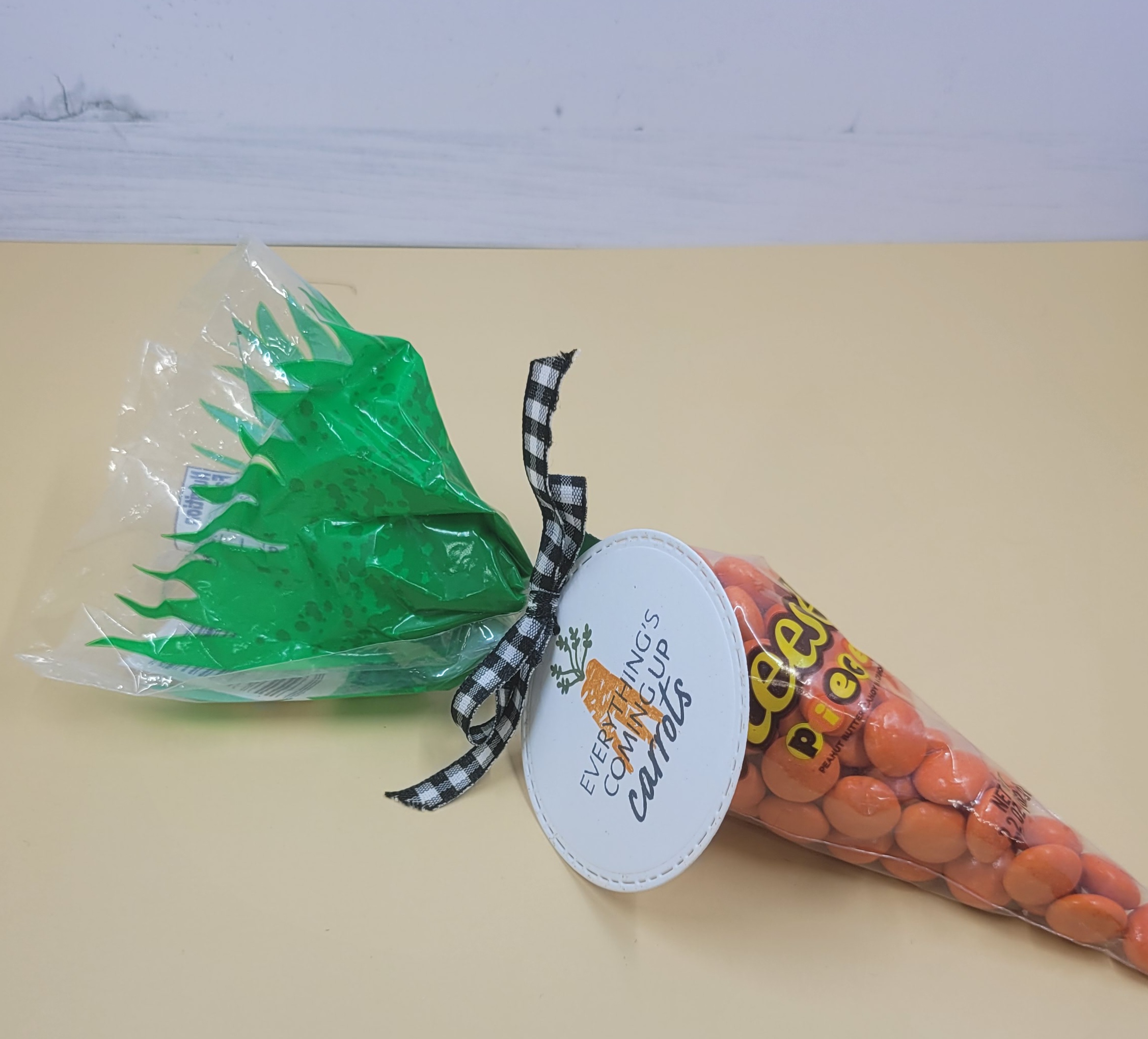 Carrot candy bag with tag